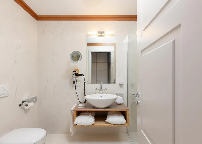 Qc Grand Hotel Bagni Nuovi