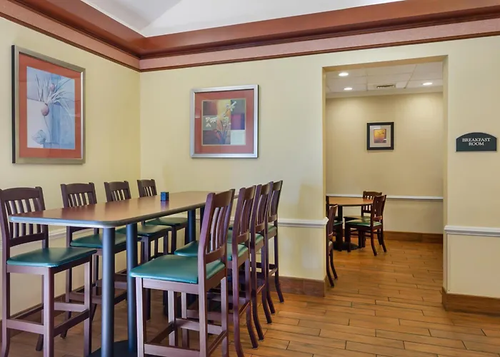 Best Western Plus Inn At Valley View