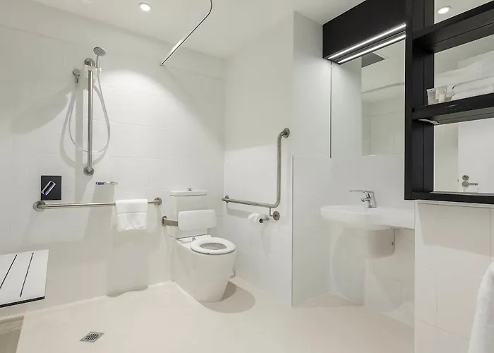 Ibis Adelaide