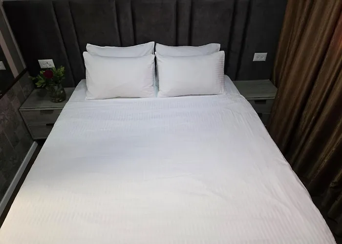 Hotel House