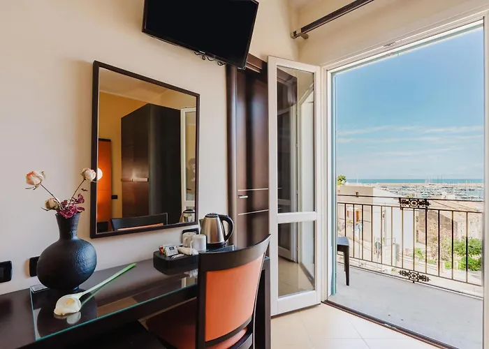 Cerri Hotel