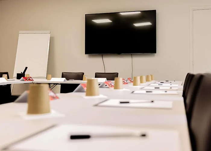 Ibis Clermont Ferrand A71 A75 La Meridienne