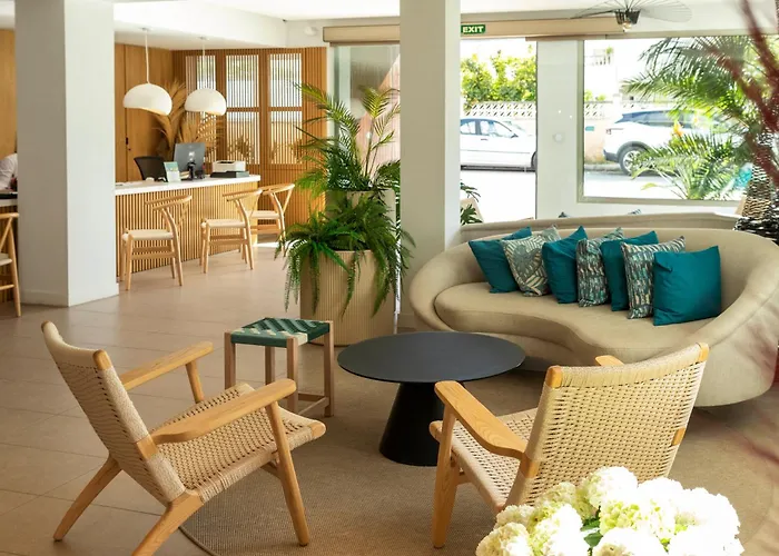 Flacalco Hotel & Apartments