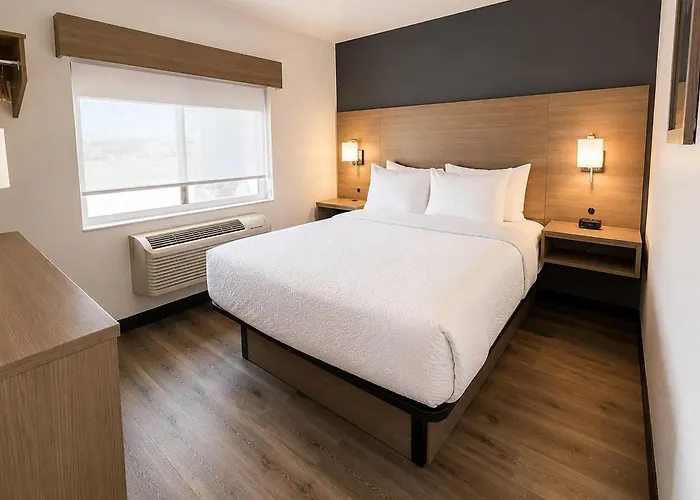 Majestic Canyon Lodge, A Dazzler Select By Wyndham