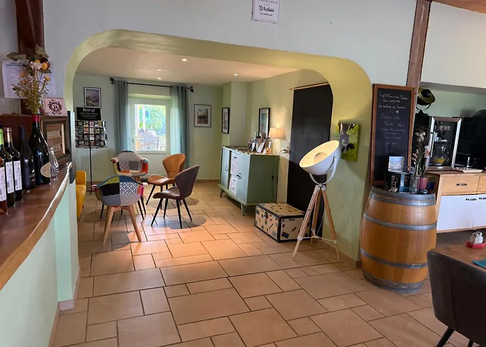 Logis Hôtel Restaurant La Borie
