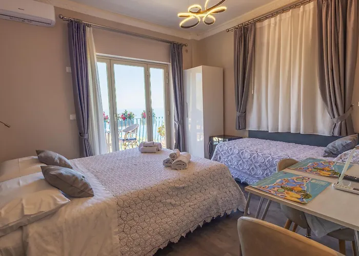Athena Charming Rooms