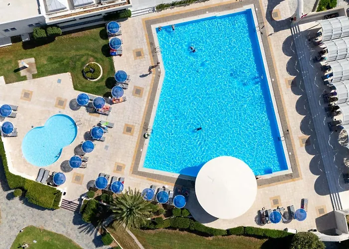 Mare Blue Hotel
