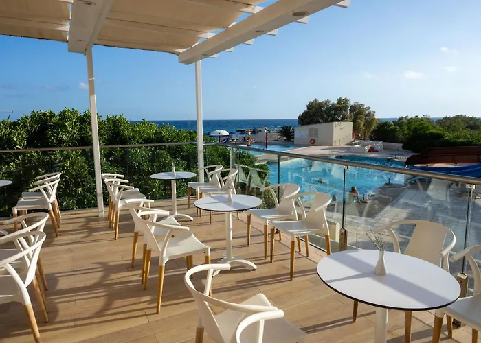 Mare Blue Hotel