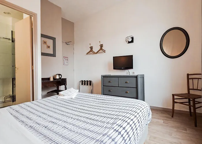Hotel Le Midi Clermont-Cournon