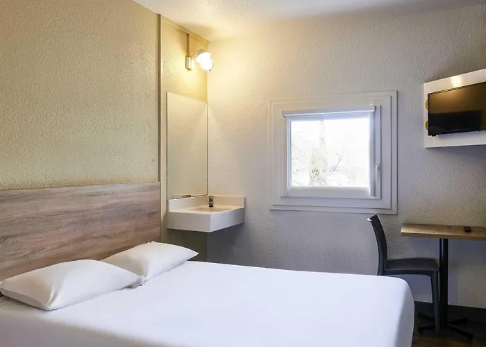 hotelF1 Lille Englos