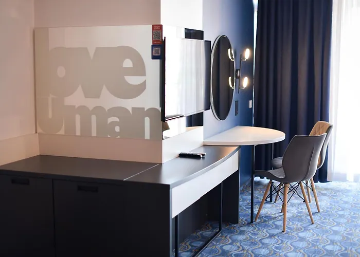 LOMO Hotel Uman