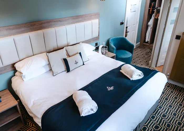The George Hotel