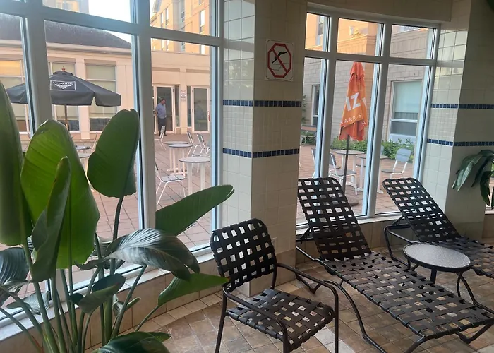 Hilton Garden Inn Montreal Airport