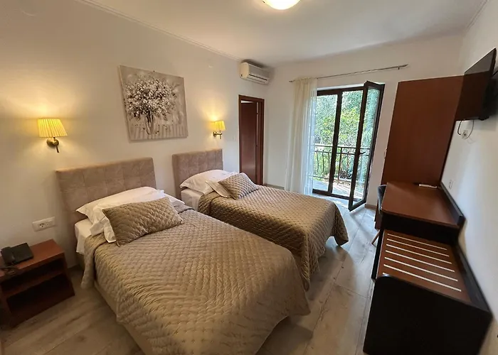Hotel Vila Tina