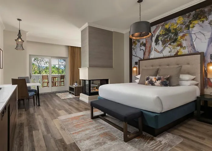 River Terrace Inn