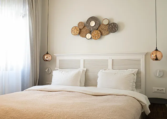 Casa Moazzo Suites And Apartments