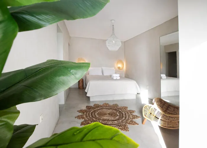 Eight Dimensions Capari Suites Elafonisos
