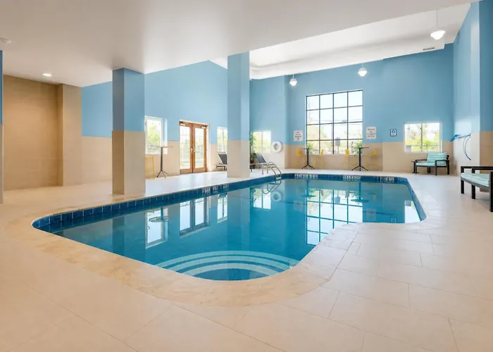 Holiday Inn Express & Suites Niagara Falls By Ihg