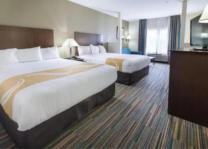 Quality Suites Temple I-35