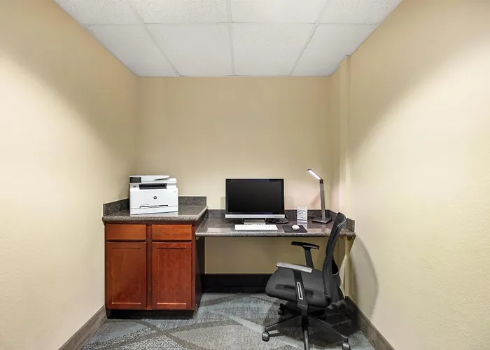 Best Western Plus Fossil Country Inn & Suites