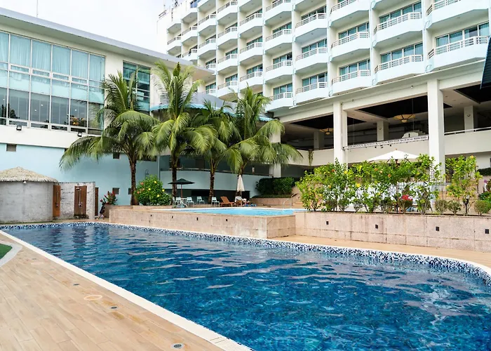 Palasia Hotel