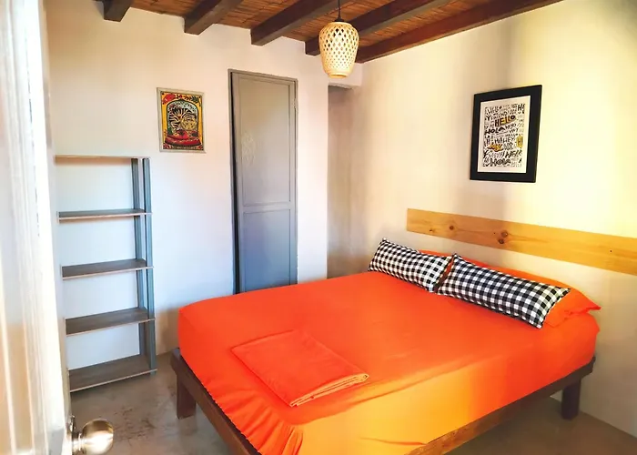 Casa Naranja