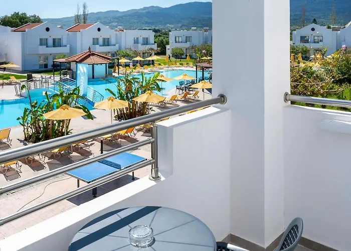 Zorbas Beach Hotel