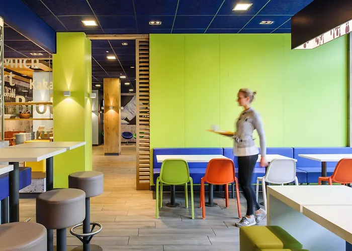Ibis Budget Poitiers Site Du Futuroscope