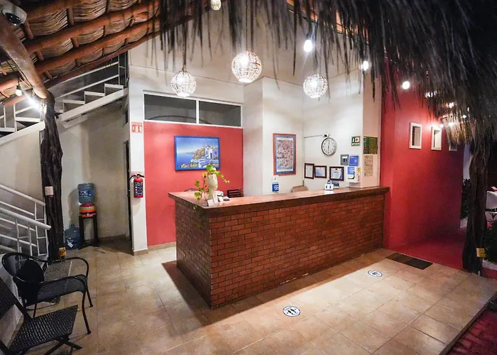 Hotel y Suites Los Encantos