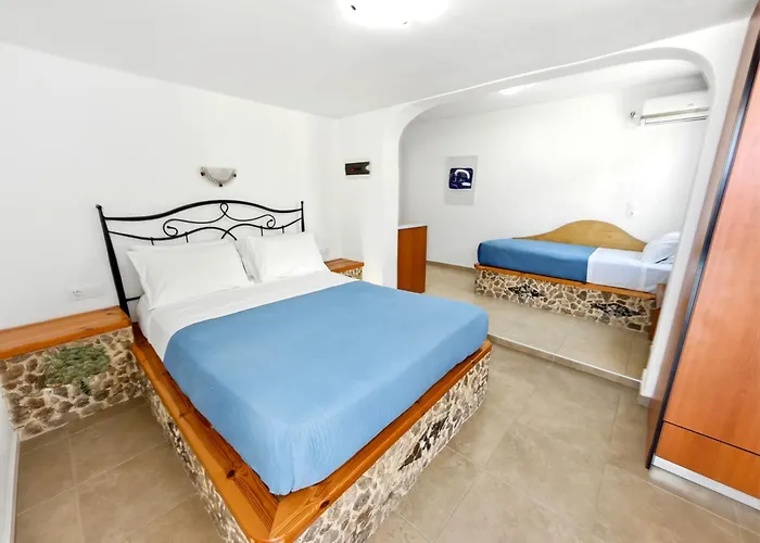 Stavros Beachfront Domes By Booking Kottas