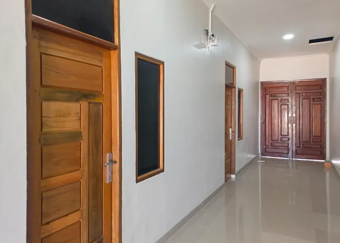 Reddoorz At The Nawasena Kandis Riau
