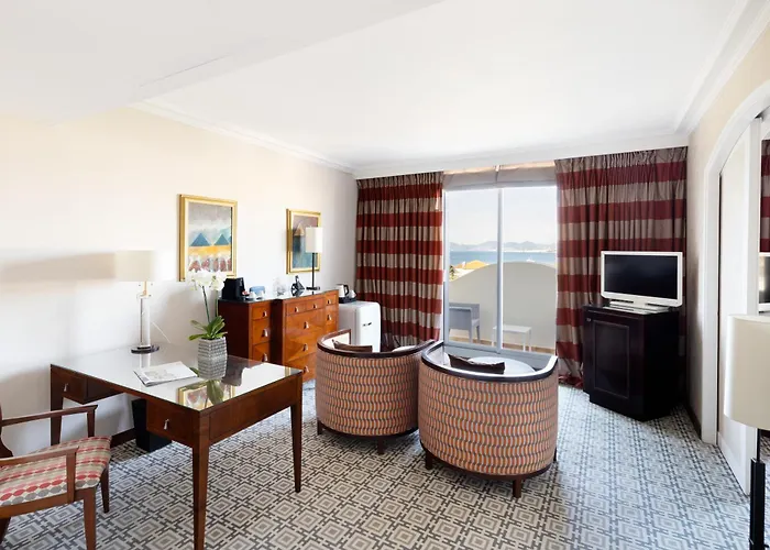 Hotel Juana