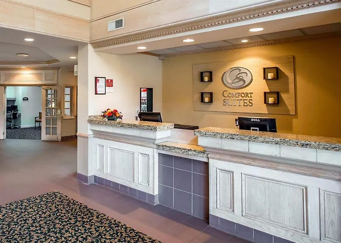 Comfort Suites University Area Notre Dame-South Bend