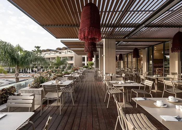 Avra Imperial Hotel