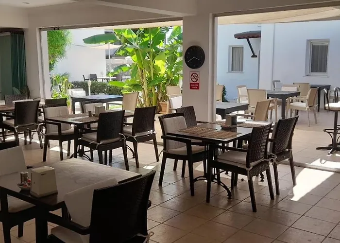 Canna Garden Hotel - Adult Only