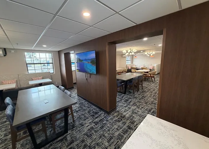 La Quinta By Wyndham St Petersburg-Clearwater
