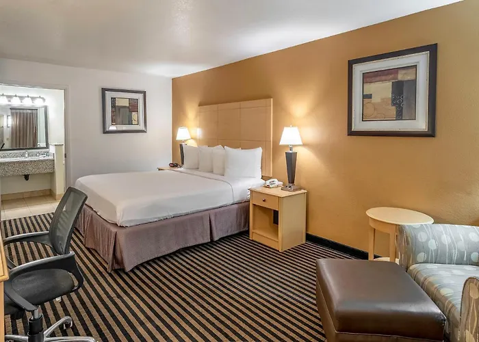 Best Western Palm Court Inn