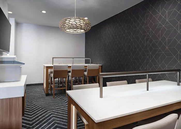 Homewood Suites By Hilton Midland
