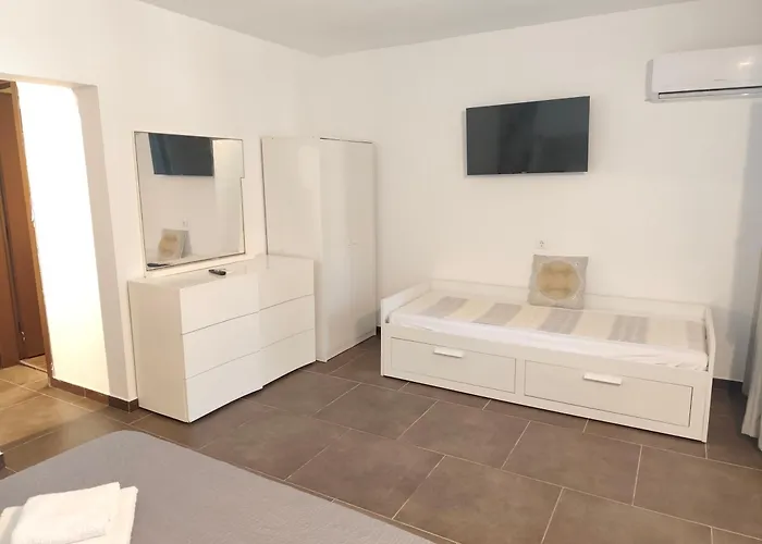 Hotel Alexandros II