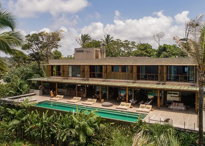 Barracuda Hotel & Villas