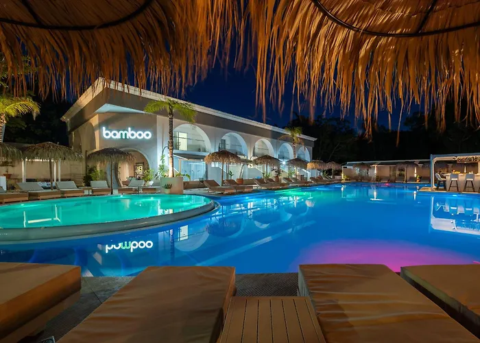 Bamboo Suites Hotel - Adults Only