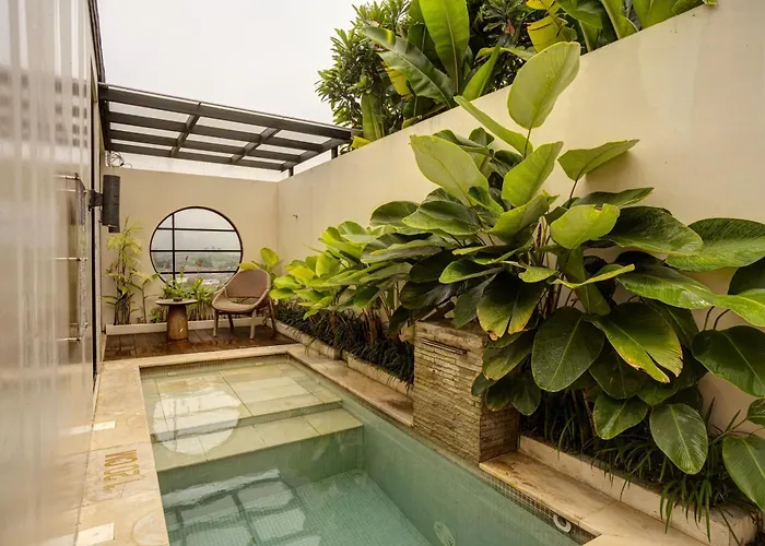 Sunsetfalls Gardens And Resort