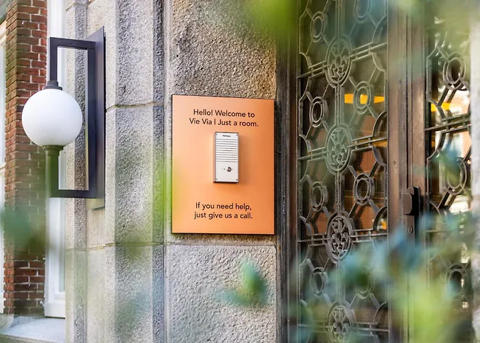 Vie Via - Your Hotel