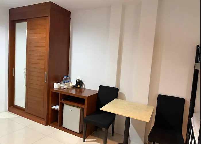 Joyera Kata Beach Hotel