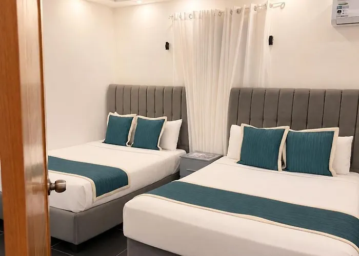 Hotel Reloj