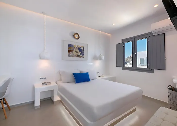 Tatakis Design Hotel, Fira