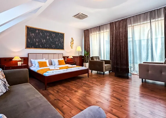 Hotel Tihany Atrium