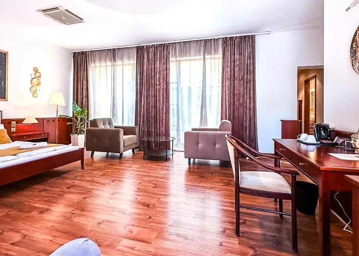 Hotel Tihany Atrium