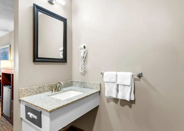 Quality Inn & Suites Gorham White Mountains