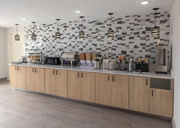 La Quinta Inn By Wyndham Omaha West